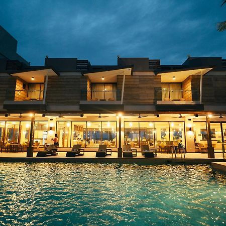 Alona By Jpark Island Resort ปางเลา ภายนอก รูปภาพ