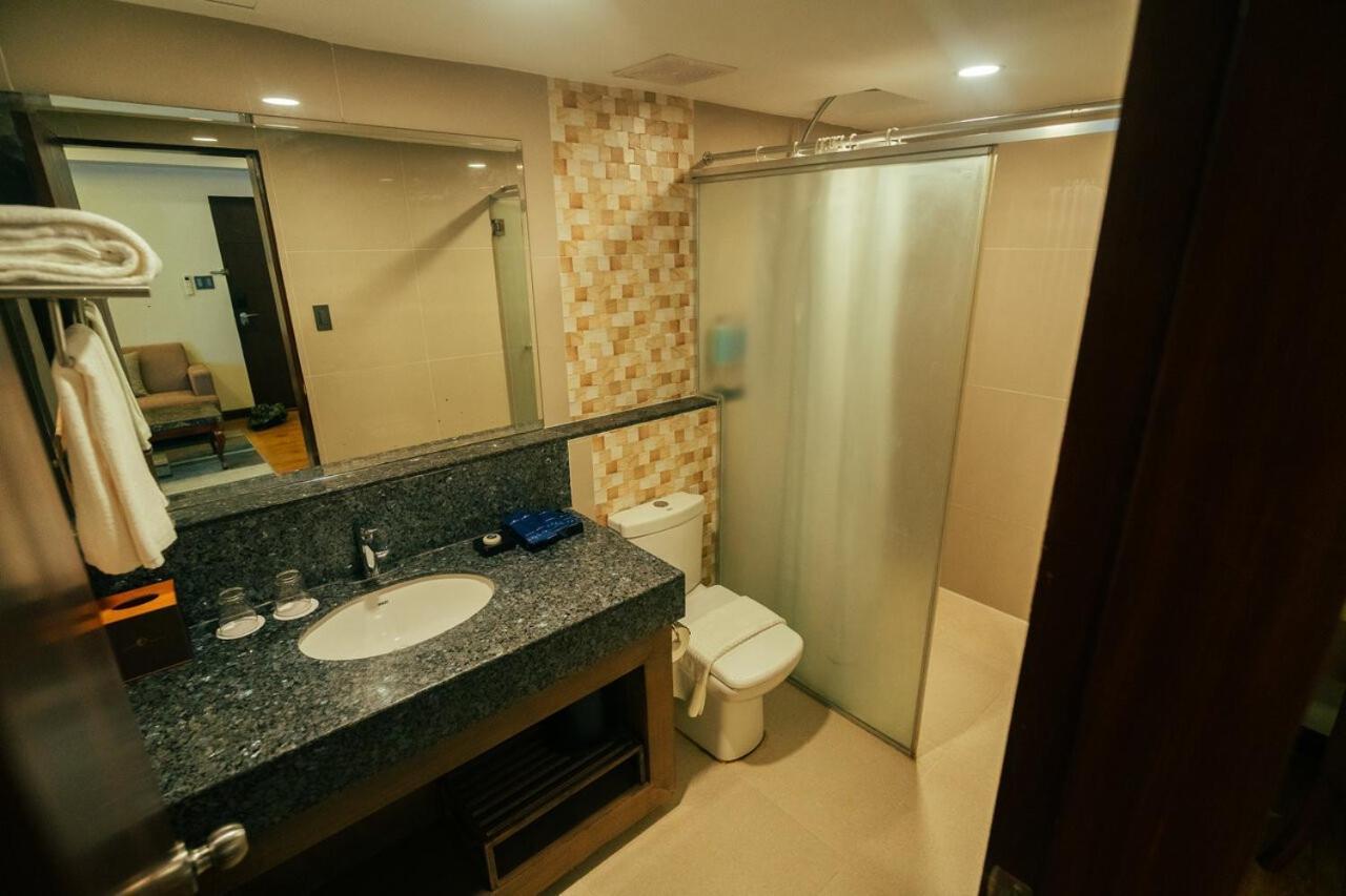 Alona By Jpark Island Resort ปางเลา ภายนอก รูปภาพ